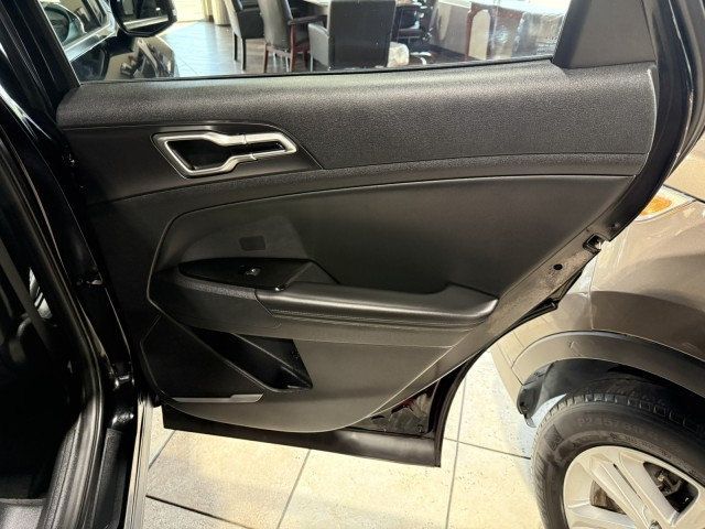 2023 Kia Sportage EX photo 25