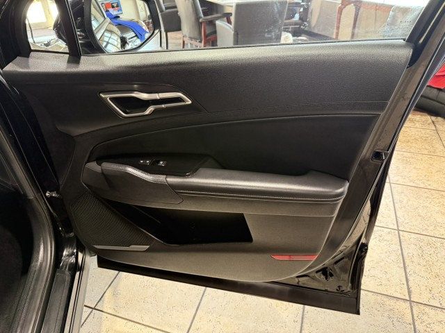 2023 Kia Sportage EX photo 28
