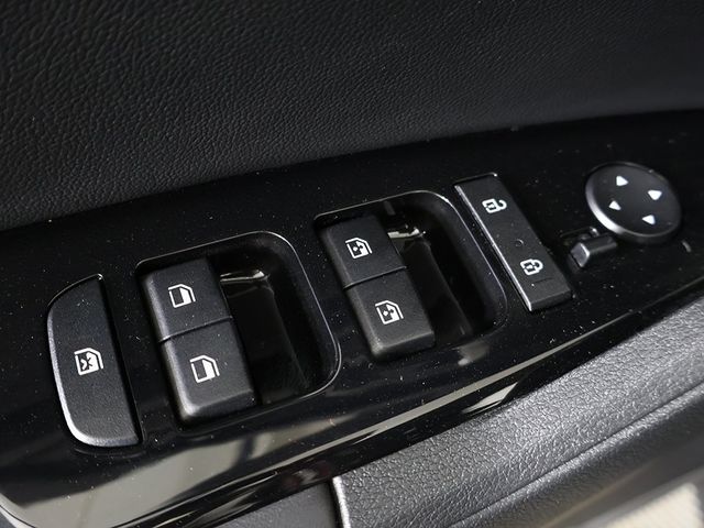 2023 Kia Sportage EX FWD - 22989620 - 33