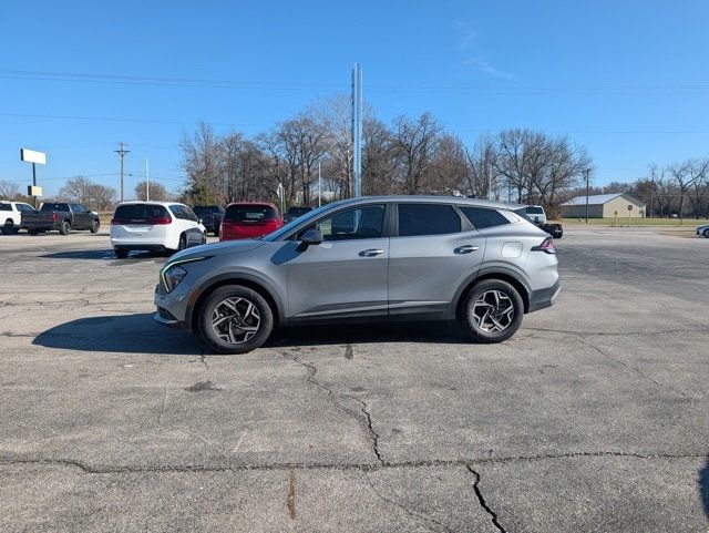 2023 Kia Sportage LX FWD - 22952181 - 4