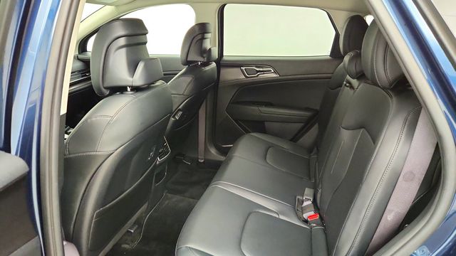 2023 Kia Sportage Hybrid EX AWD - 23083955 - 19