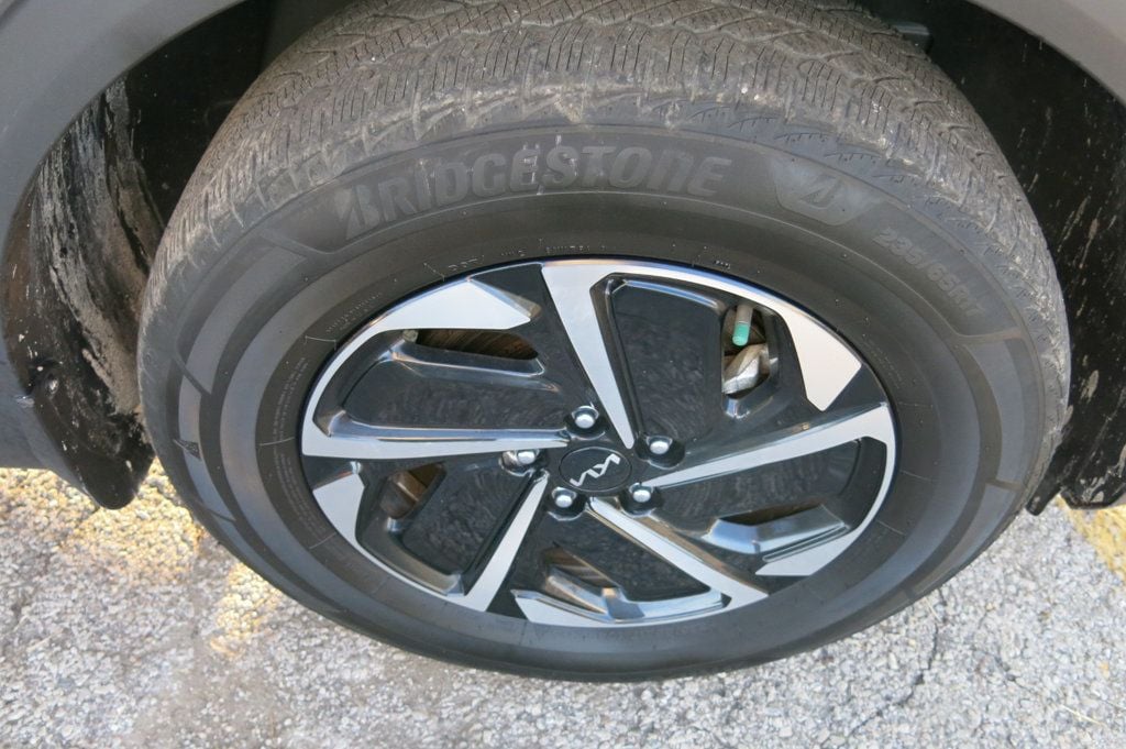2023 Kia Sportage Hybrid LX AWD - 23055921 - 32