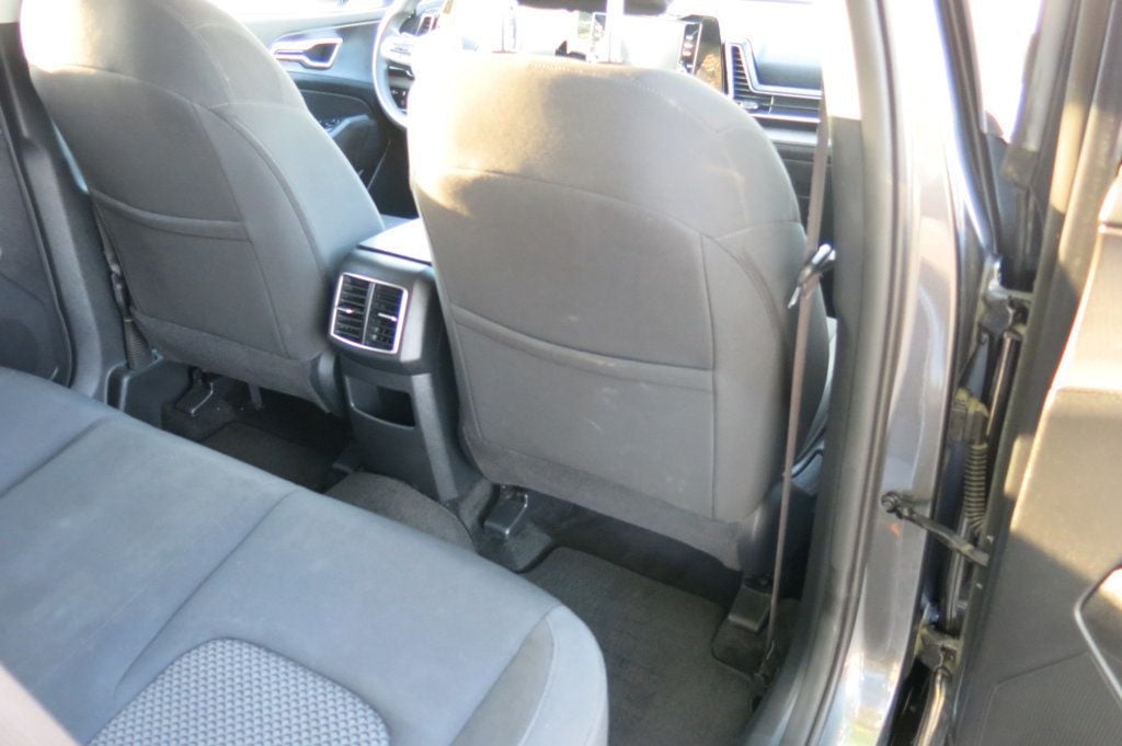 2023 Kia Sportage Hybrid LX AWD - 23055921 - 39