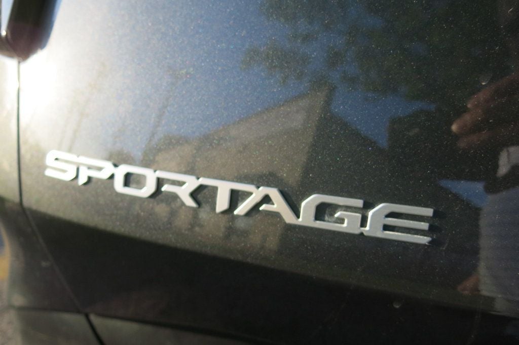 2023 Kia Sportage Hybrid LX AWD - 23055921 - 8