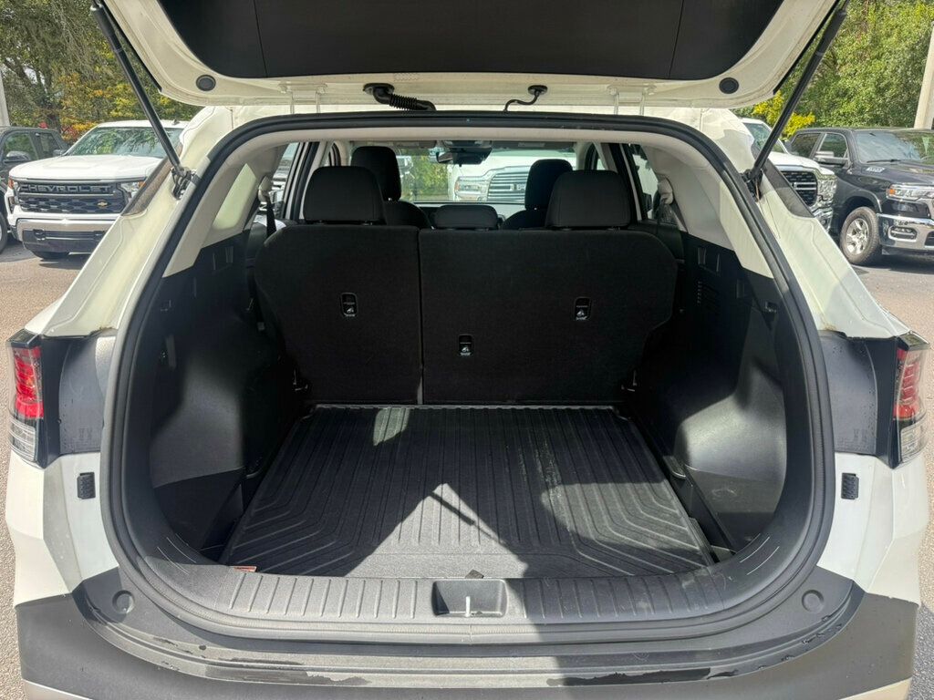 2023 Kia Sportage Hybrid LX photo 8