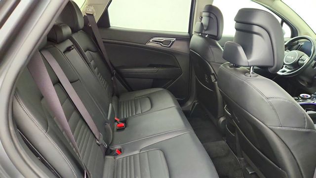 2023 Kia Sportage Hybrid SX-Prestige AWD w/ Side Step Bars - 23018391 - 22
