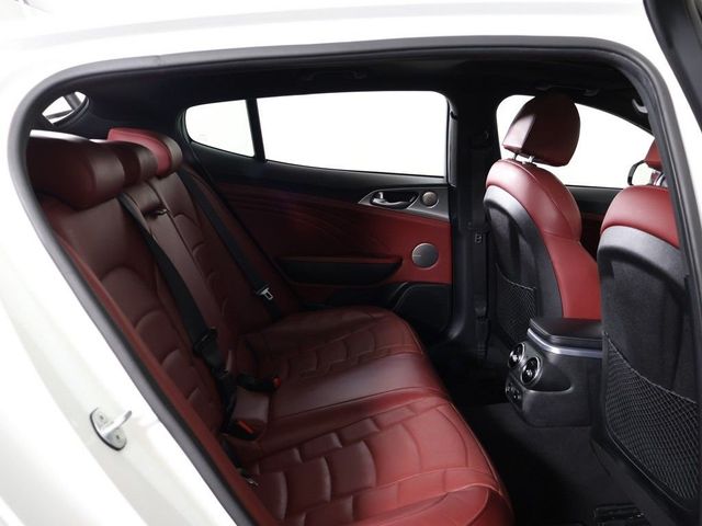 2023 Kia Stinger GT2 AWD - 23033315 - 40