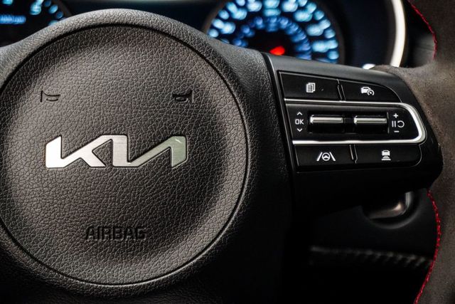 2023 Kia Stinger GT2 AWD - 22994902 - 17