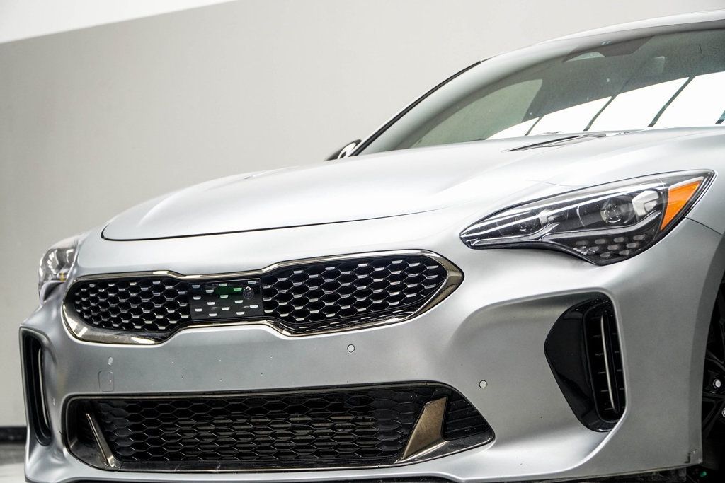 2023 Kia Stinger GT2 photo 2