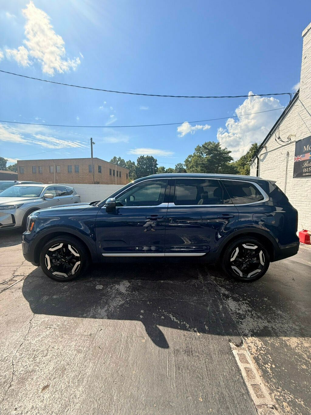 2023 Kia Telluride EX photo 2