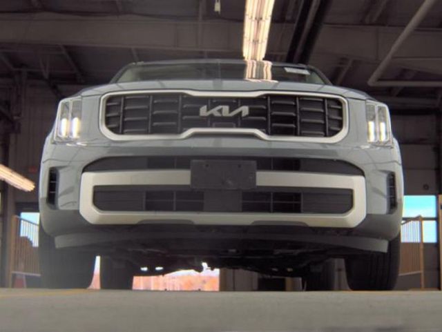 2023 Kia Telluride S AWD - 22952463 - 3