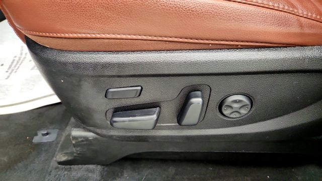 2023 Kia Telluride SX AWD w/ Mahogany Interior Color Package - 23028185 - 11