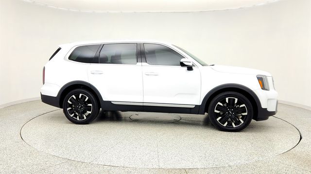 2023 Kia Telluride SX AWD w/ Mahogany Interior Color Package - 23028185 - 3