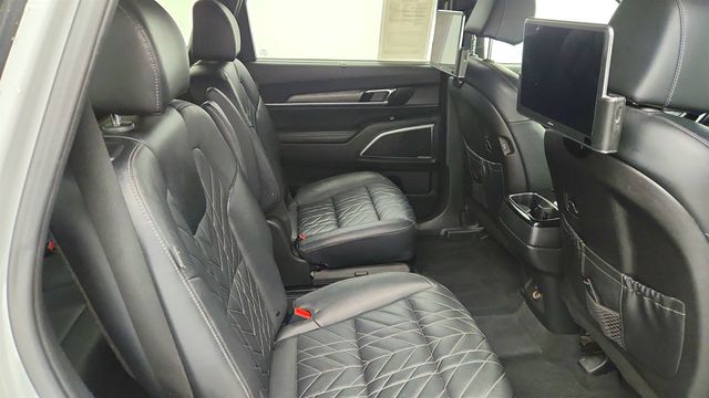 2023 Kia Telluride SX X-Line AWD with Rear Seat Entertainment System - 22987424 - 24