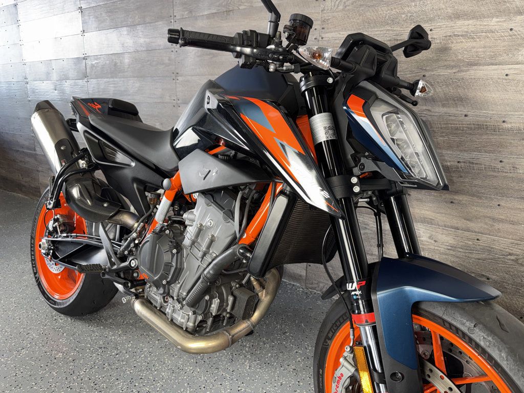2023 KTM 890 Duke R One Owner! - 23081422 | Video 2