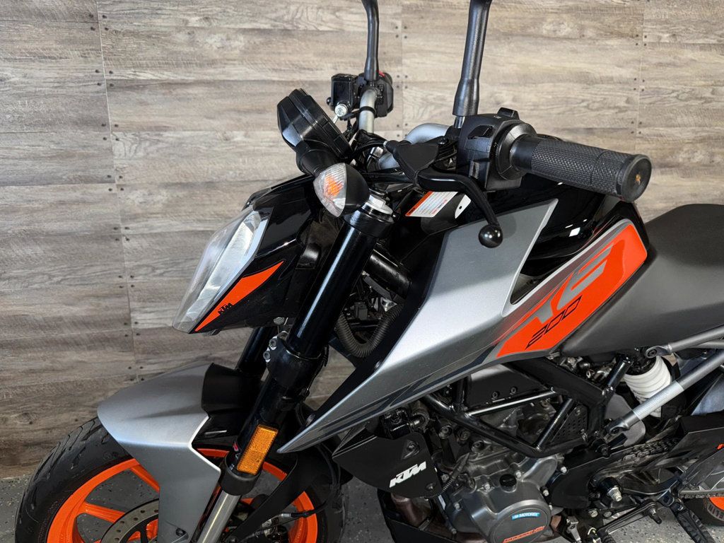 2023 KTM Duke 200 LOW MILES! - 22947072 - 11