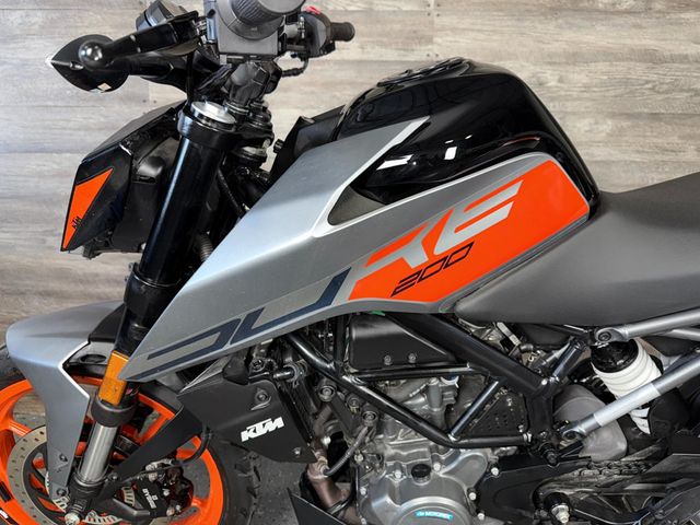 2023 KTM Duke 200 LOW MILES! - 22947072 - 14