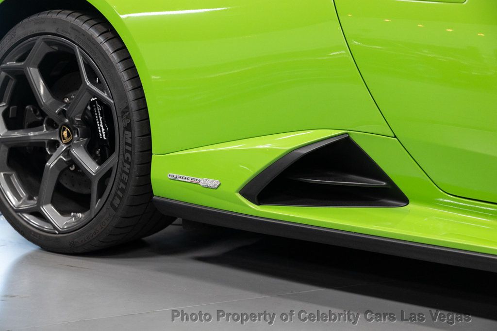 2023 Lamborghini Huracan EVO Coupe RWD - 22463724 - 16