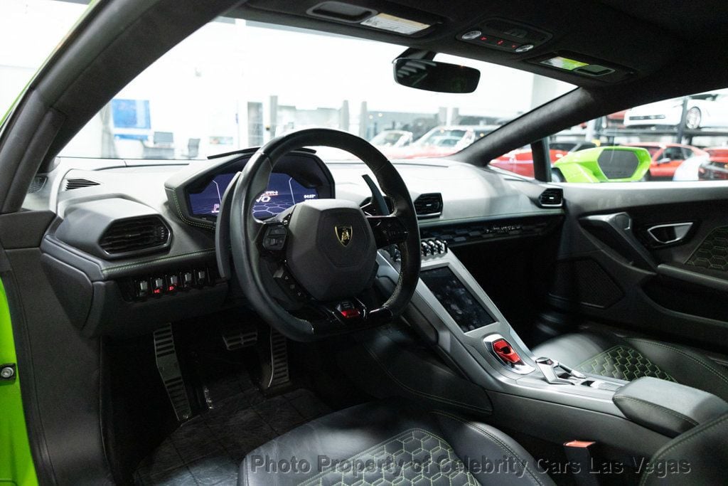 2023 Lamborghini Huracan EVO Coupe RWD - 22463724 - 20