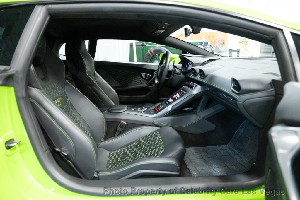 2023 Lamborghini Huracan EVO Coupe RWD - 22463724 - 33