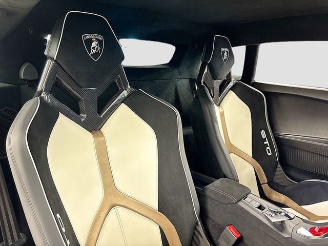 2023 Lamborghini Huracan STO Coupe - 23012534 - 14