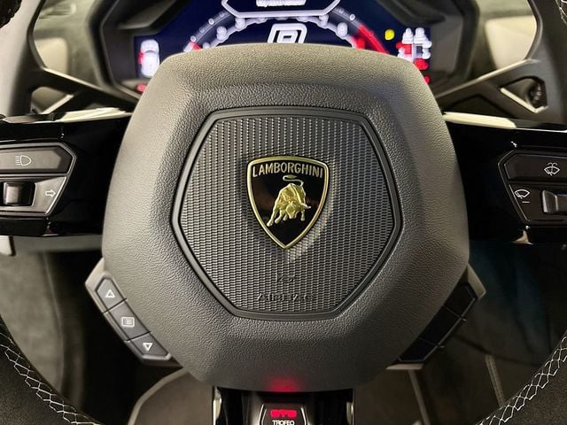 2023 Lamborghini Huracan STO Coupe - 23012534 - 19