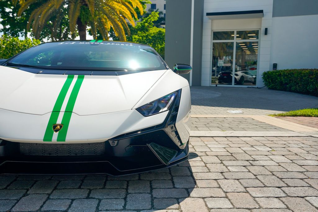 2023 Lamborghini Huracan Tecnica Coupe - 23033457 - 7