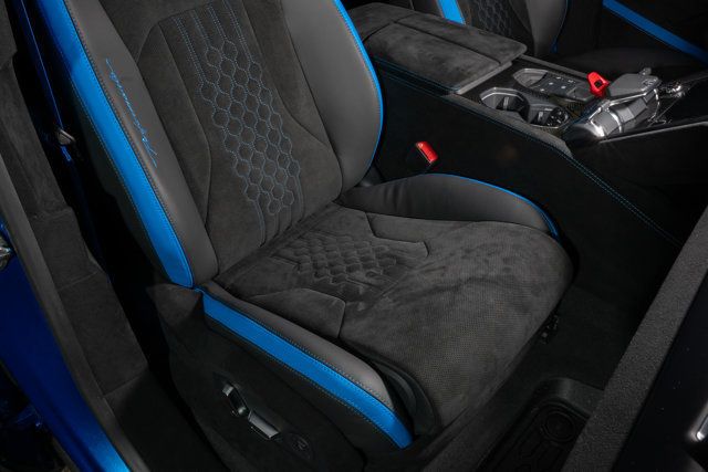 2023 Lamborghini Urus Performante photo 20
