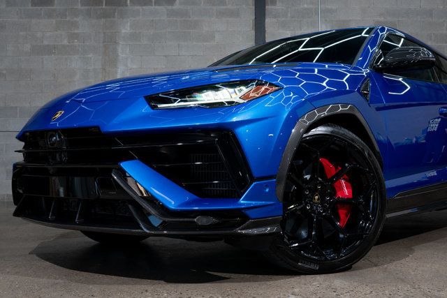 2023 Lamborghini Urus Performante photo 38