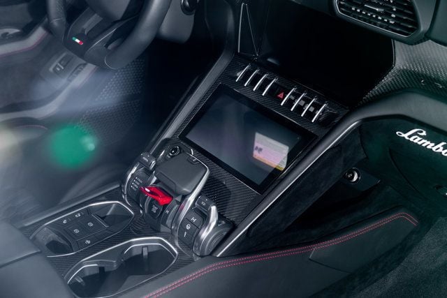 2023 Lamborghini Urus Performante AWD - 22998991 - 17