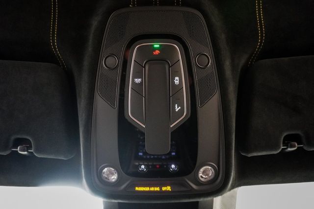 2023 Lamborghini Urus Performante photo 43