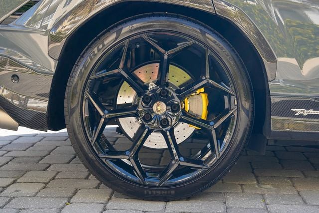 2023 Lamborghini Urus Performante AWD - 22982653 - 30