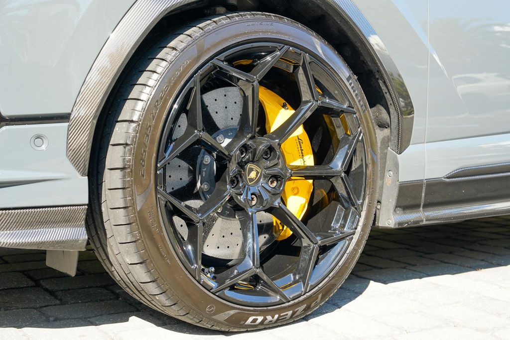 2023 Lamborghini Urus Performante AWD - 22982653 - 44