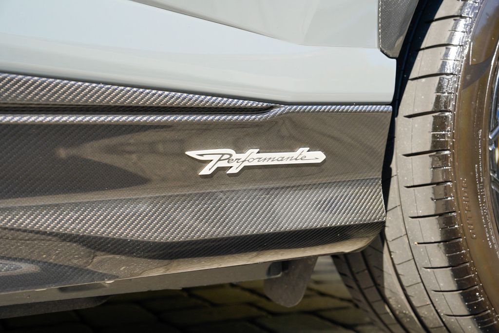 2023 Lamborghini Urus Performante AWD - 22982653 - 46