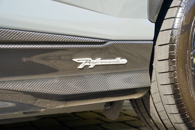 2023 Lamborghini Urus Performante AWD - 22982653 - 46