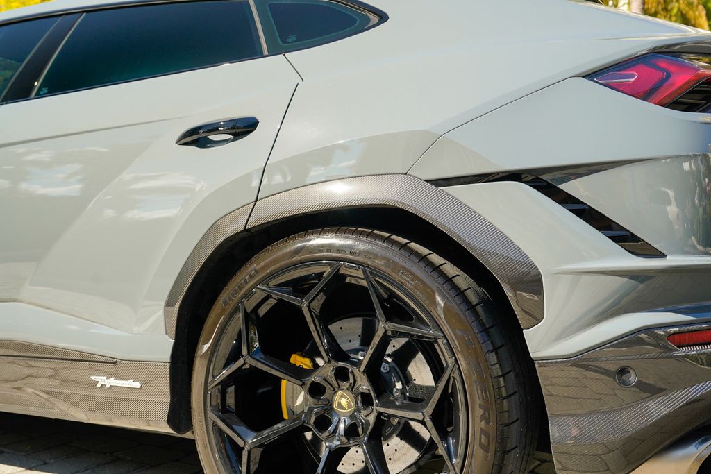 2023 Lamborghini Urus Performante AWD - 22982653 - 48