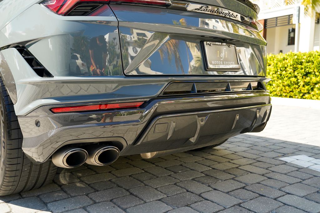 2023 Lamborghini Urus Performante AWD - 22982653 - 49