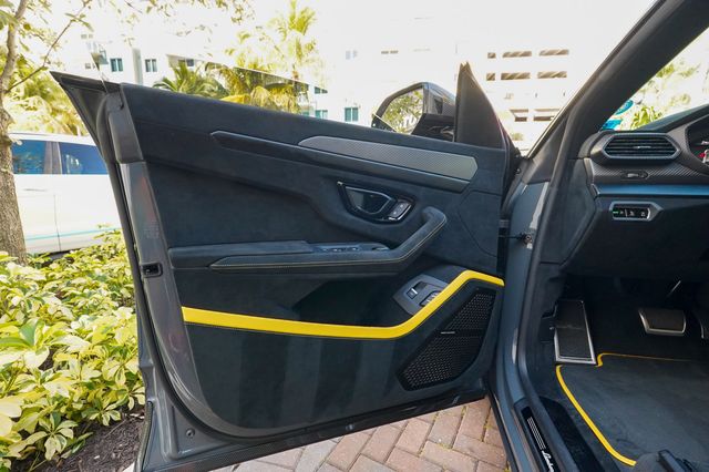 2023 Lamborghini Urus Performante AWD - 22982653 - 57