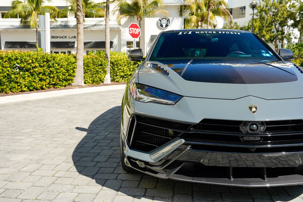 2023 Lamborghini Urus Performante AWD - 22982653 - 5