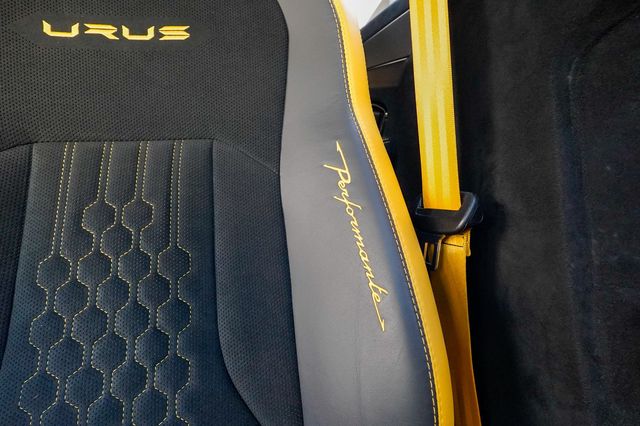 2023 Lamborghini Urus Performante AWD - 22982653 - 63