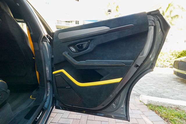 2023 Lamborghini Urus Performante AWD - 22982653 - 94