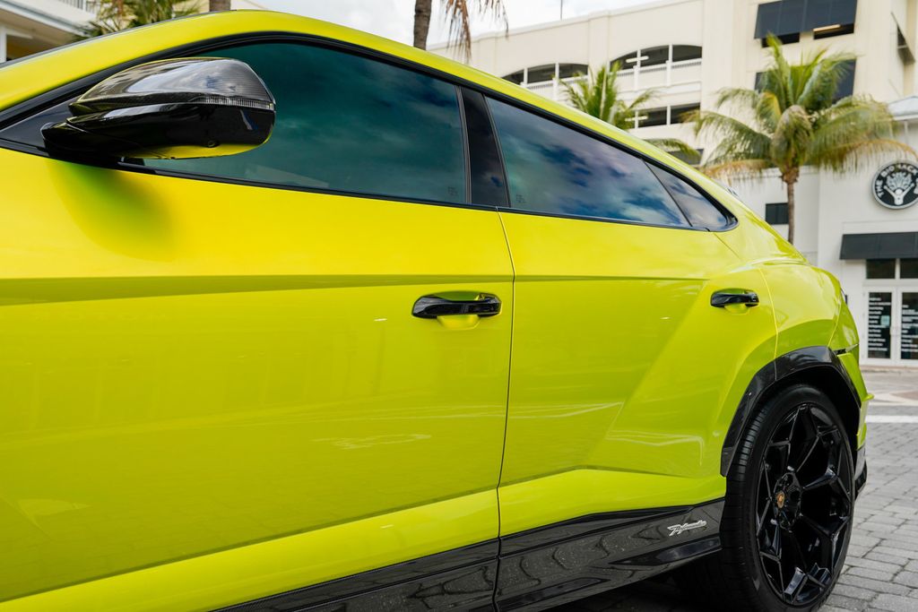 2023 Lamborghini Urus Performante AWD - 22986544 - 10