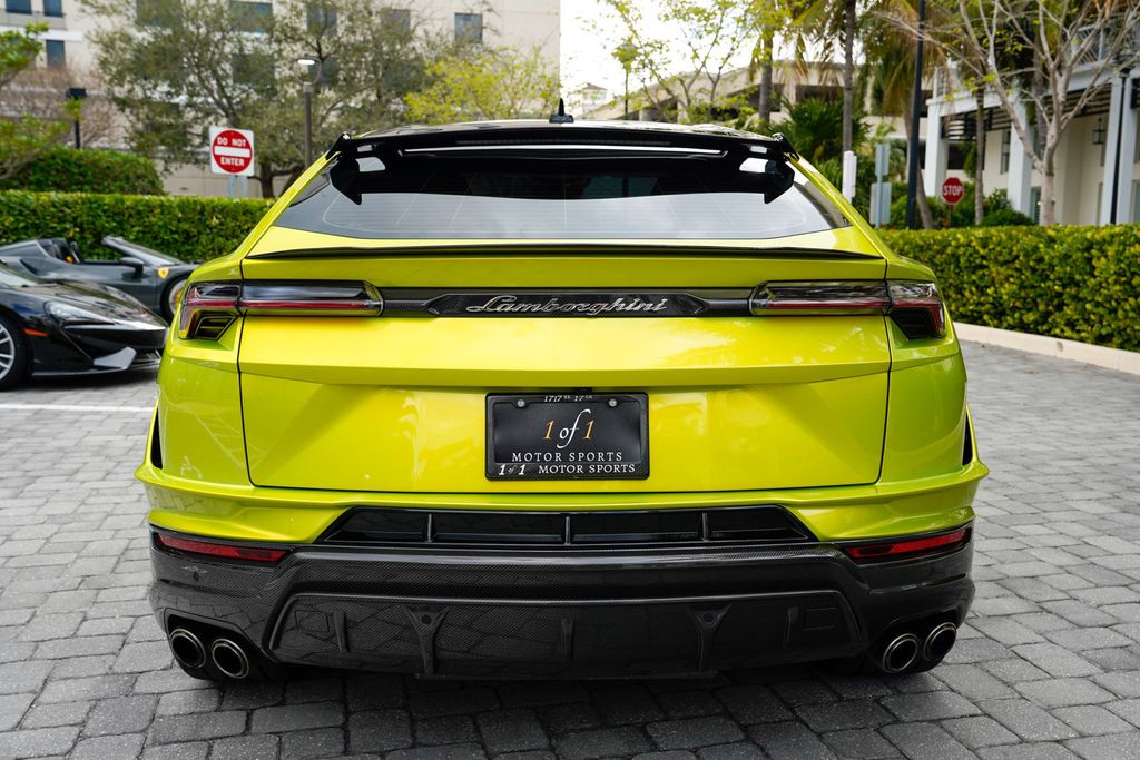 2023 Lamborghini Urus Performante AWD - 22986544 - 24