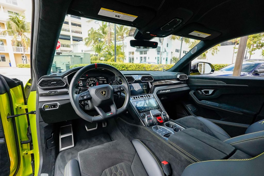 2023 Lamborghini Urus Performante AWD - 22986544 - 2