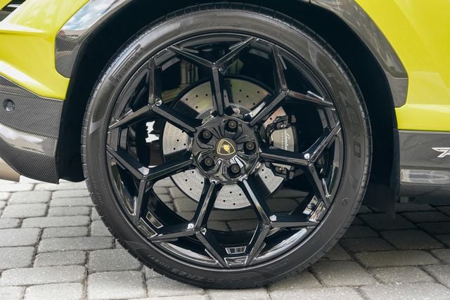 2023 Lamborghini Urus Performante AWD - 22986544 - 31