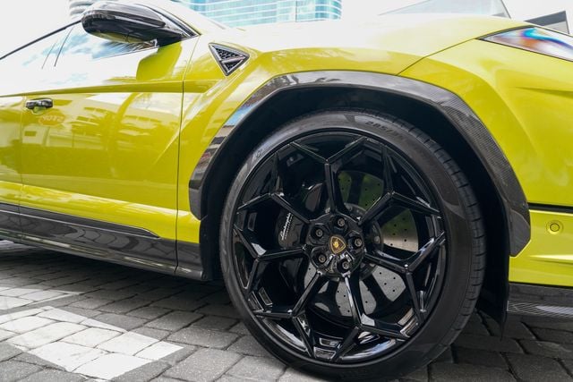 2023 Lamborghini Urus Performante AWD - 22986544 - 35