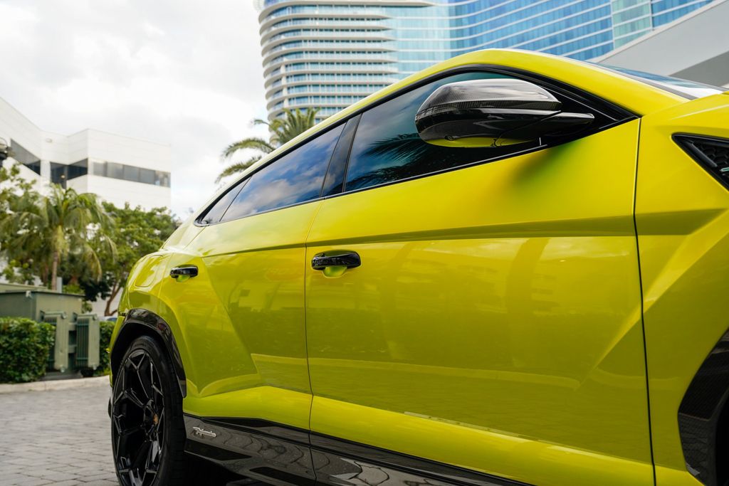 2023 Lamborghini Urus Performante AWD - 22986544 - 36