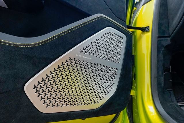 2023 Lamborghini Urus Performante AWD - 22986544 - 57