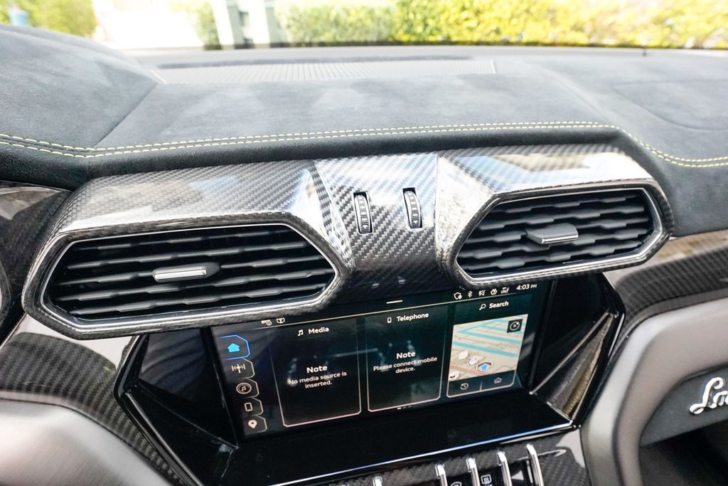 2023 Lamborghini Urus Performante AWD - 22986544 - 70