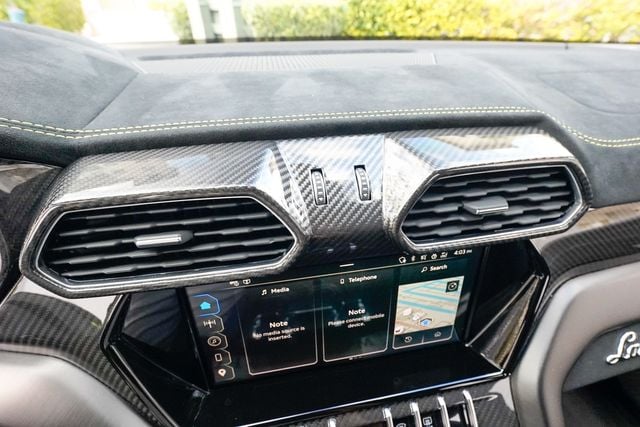 2023 Lamborghini Urus Performante AWD - 22986544 - 70